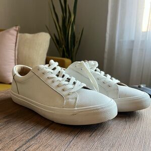 Lucky Brand Divahna White Sneakers 8.5